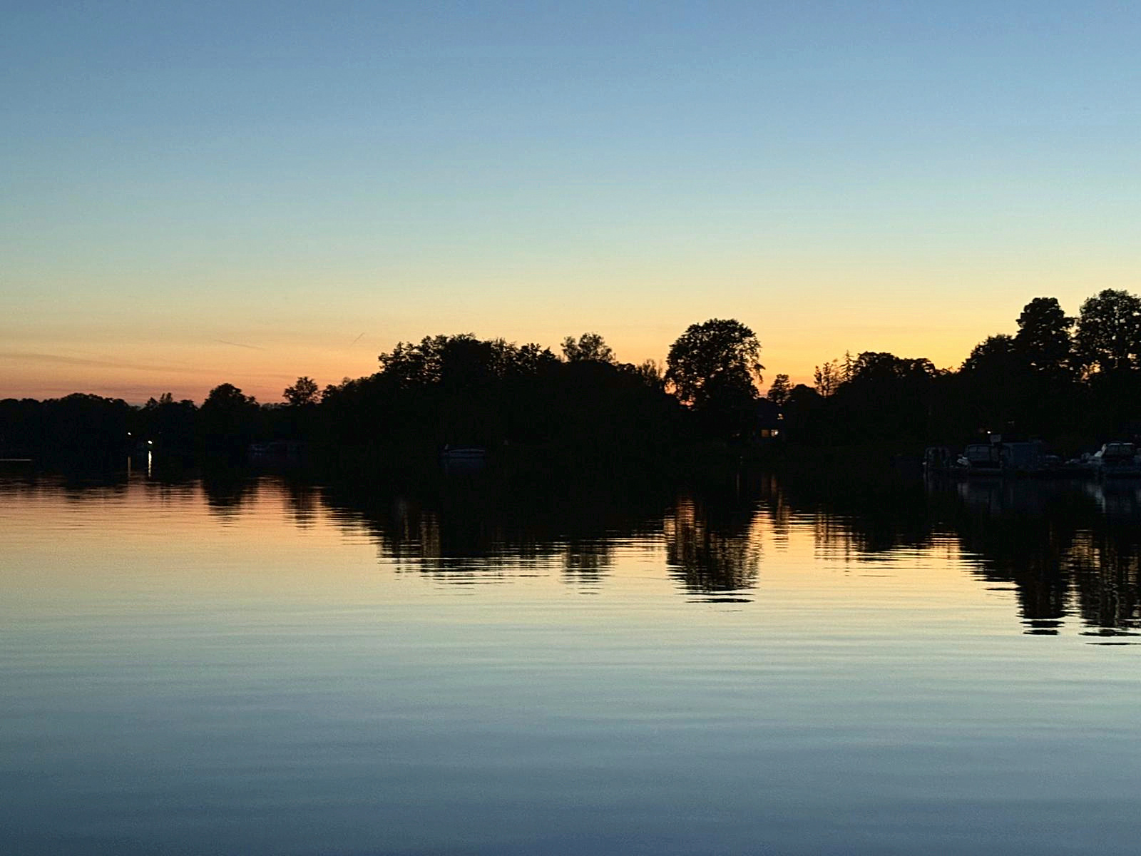Abenddämmerung über dem Krüpelsee in Zernsdorf, Königs Wusterhausen — Dahme-Seenland Brandenburg