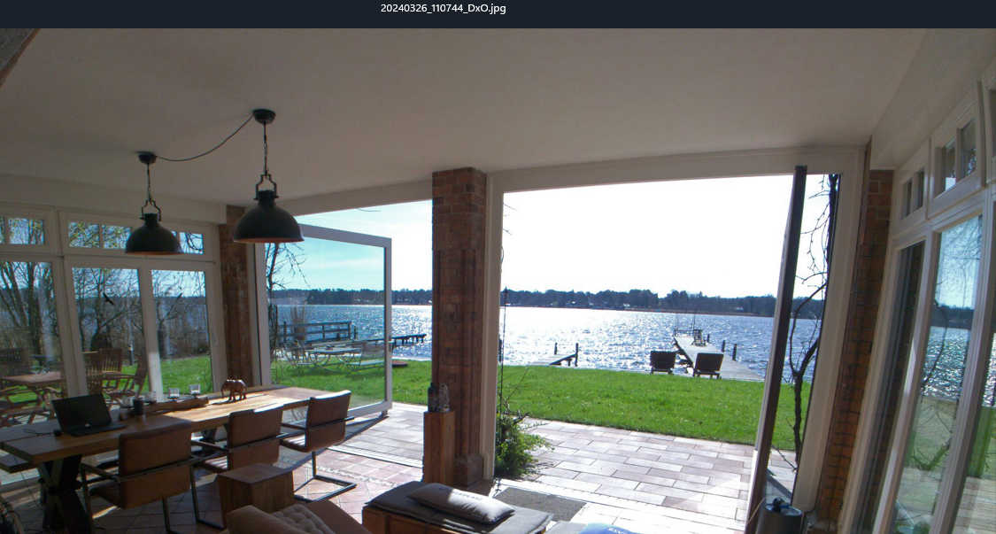 Nebengebäude der Villa am Krüpelsee mit Photovoltaikanlage und Loft-Bereich in Zernsdorf